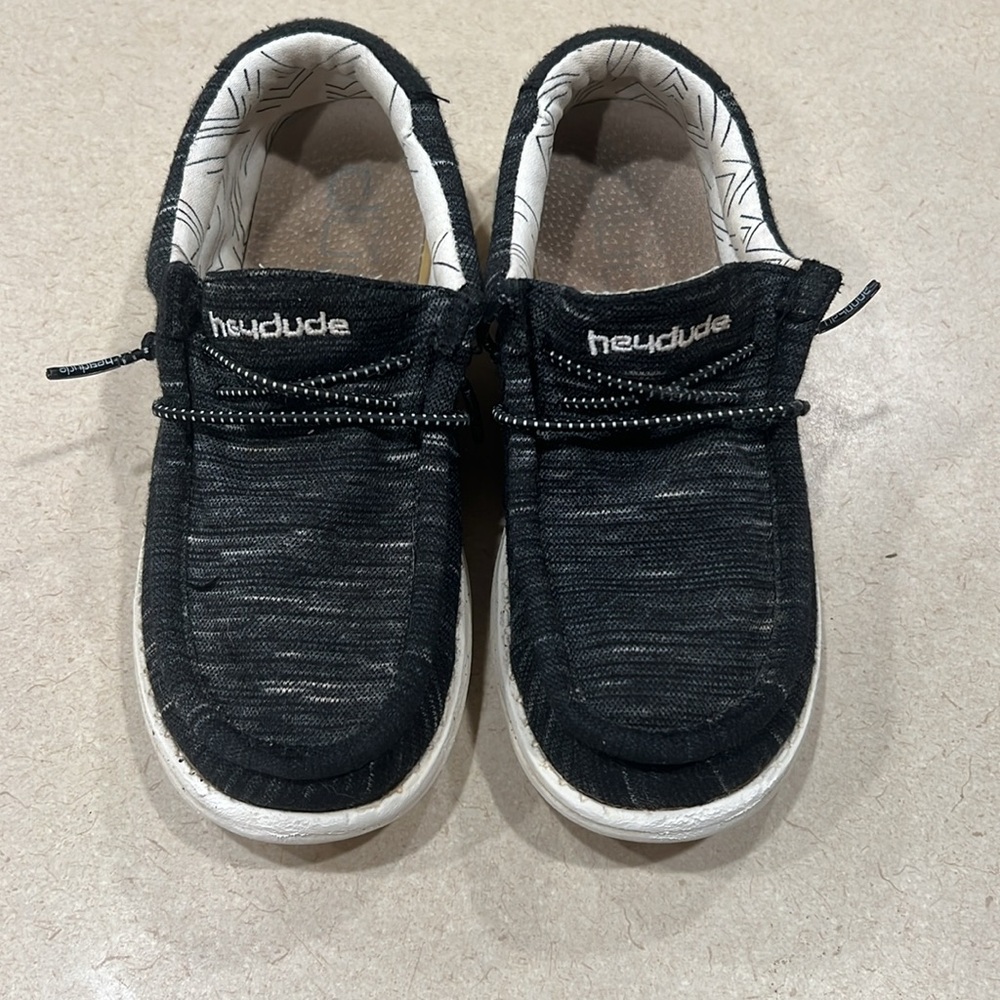 Hey Dude Wally Youth Size 2